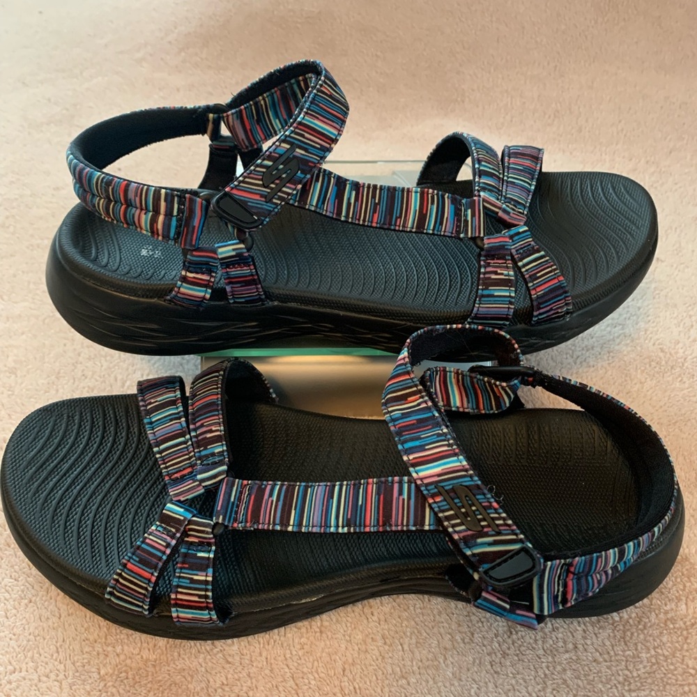 Skechers on the go walk 600 black rainbow multicolor sandals size 9